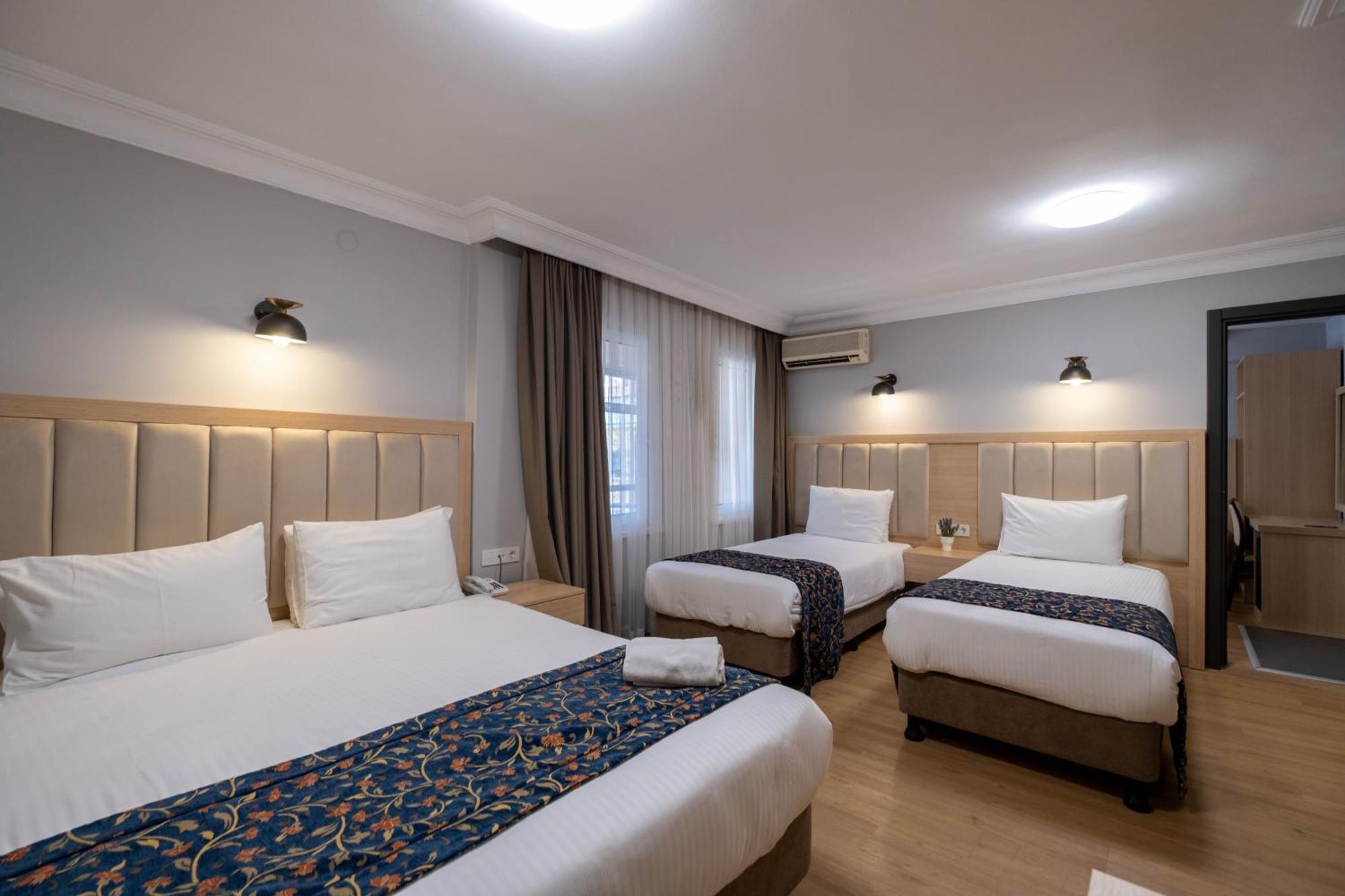Berr Hotel Istanboel Buitenkant foto