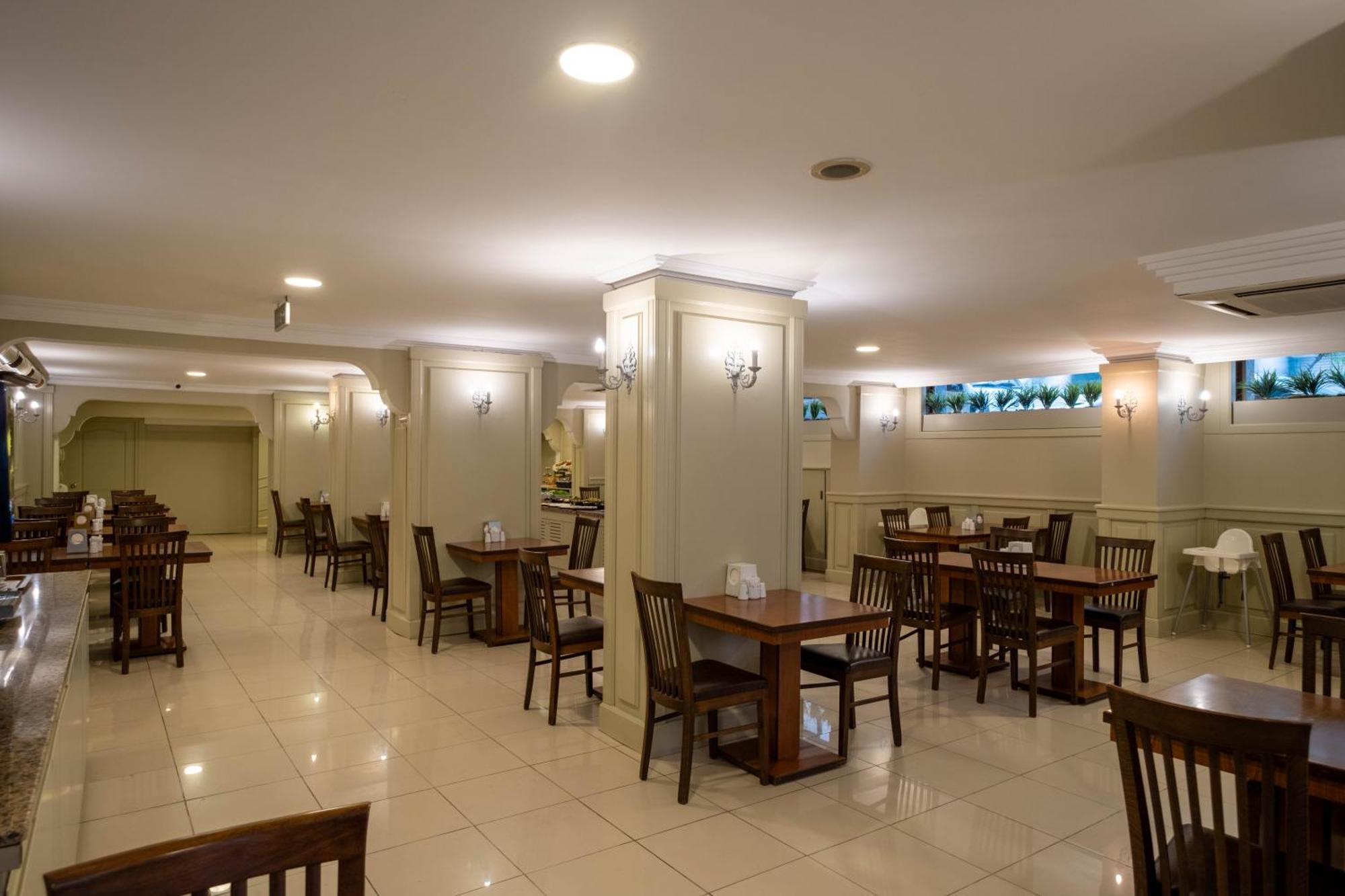 Berr Hotel Istanboel Buitenkant foto